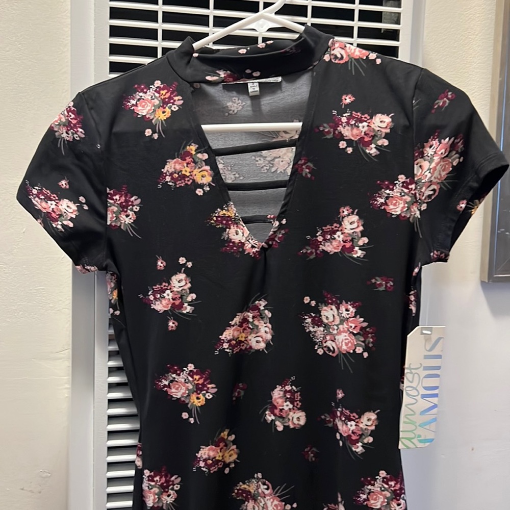 Tshirt body con dress, black with a print size small women’s